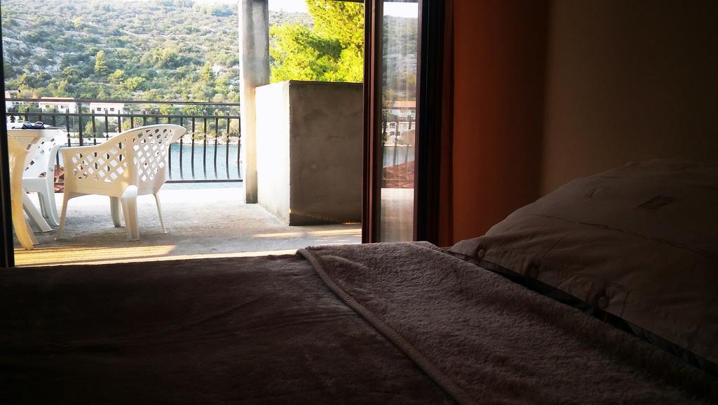 Apartmani Conar Велики Дрвеник Екстериор снимка